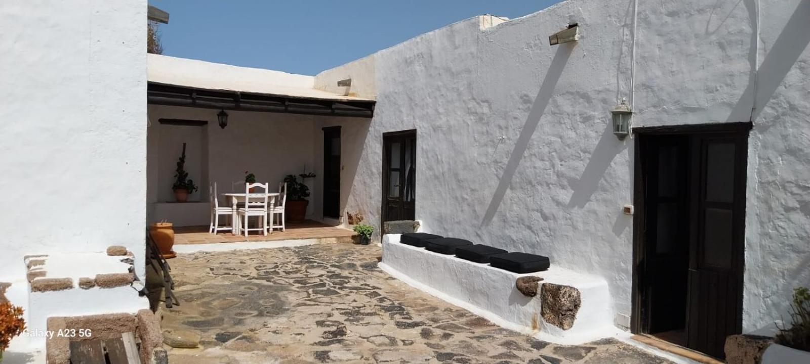 Suite Casa Rural Los Patios, Conil تياس المظهر الخارجي الصورة